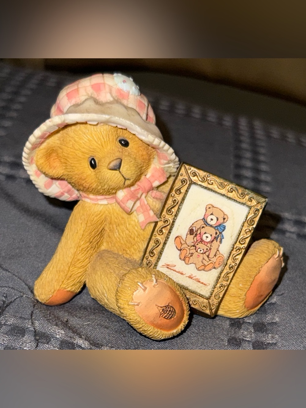 Cherished Teddies – Sylvia
🎀 “A Picture Perfect Friendship”
